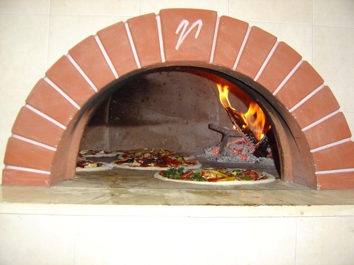Gasthof Pizzeria Unterwirt Collepietra  Bagian luar foto